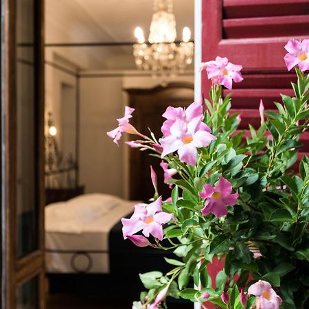 Albergo Ristorante Madonnina Cantello Exterior photo