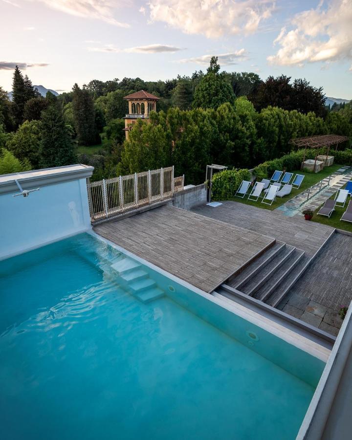 Albergo Ristorante Madonnina Cantello Exterior photo